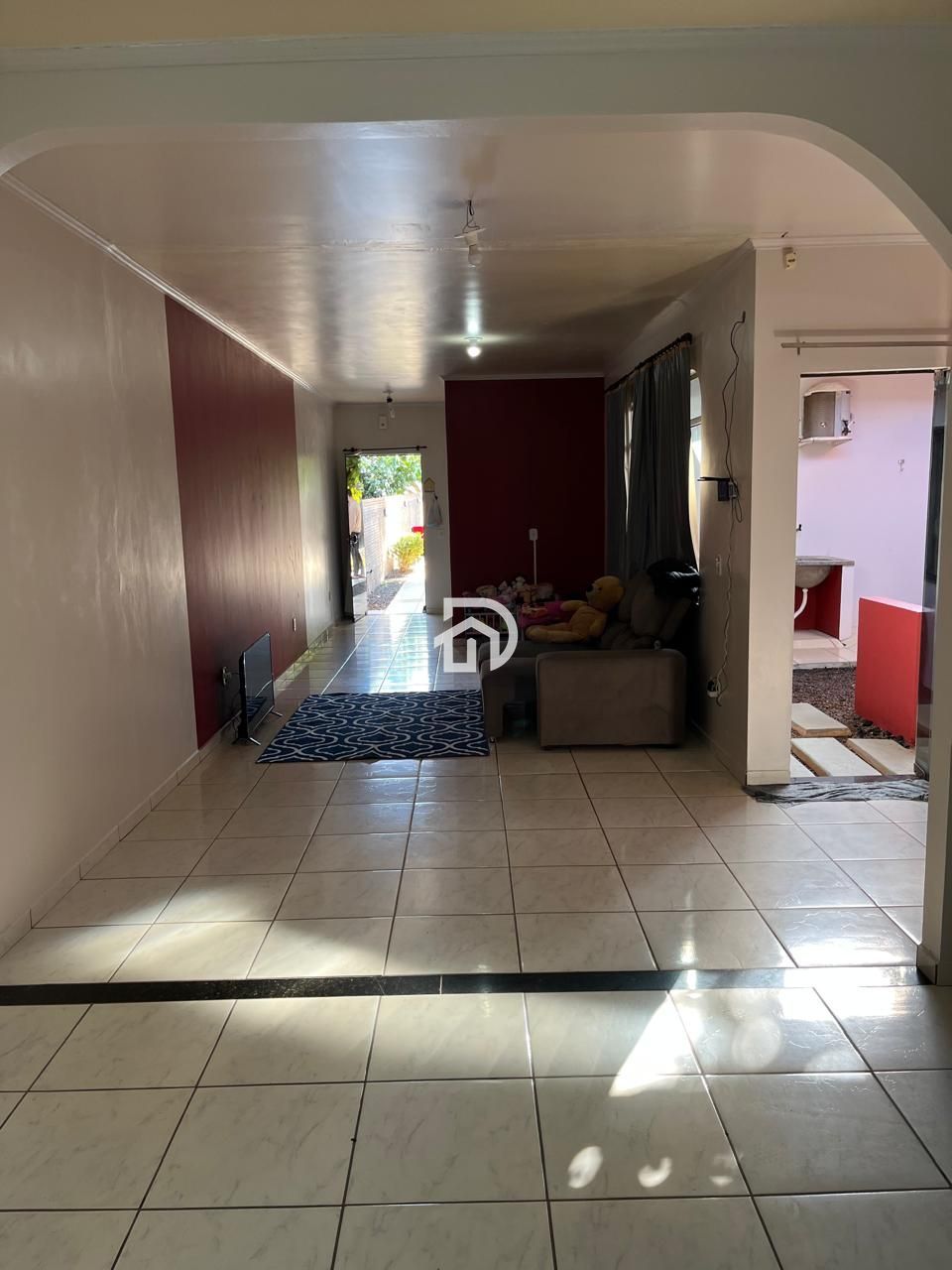 Casa por R$300.000 no na Rua Santo Antônio em Santa Helena-PR