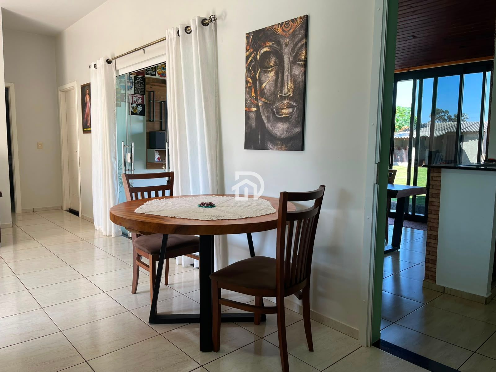 Casa por R$550.000 no Santa Cecília em Santa Helena-PR