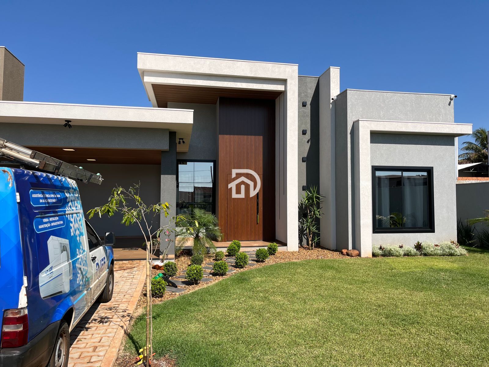 Excelente Casa Nova em Sub-Sede por R$980.000