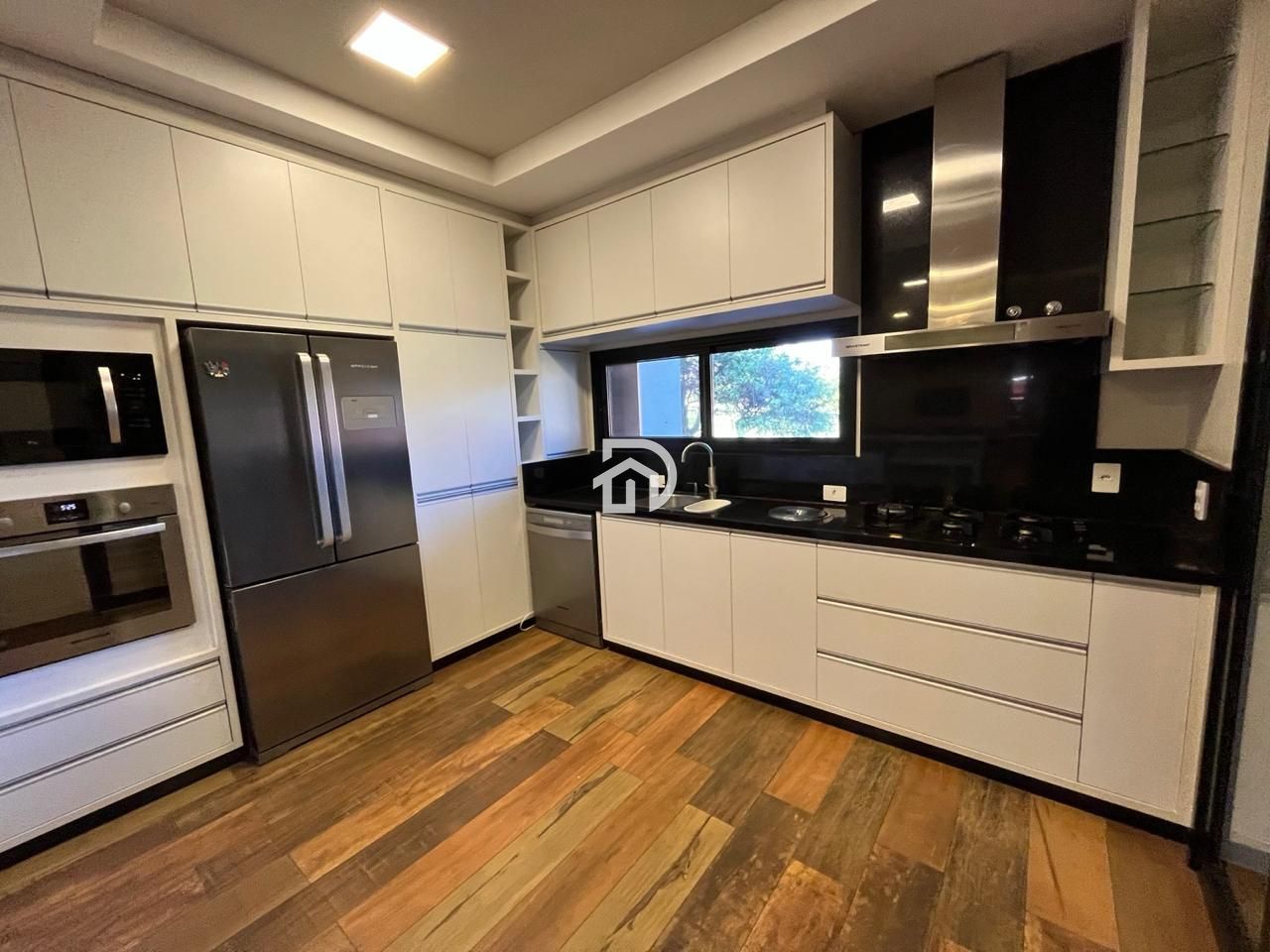 Casa nas Marinas por R$1.800.000 em Santa Helena