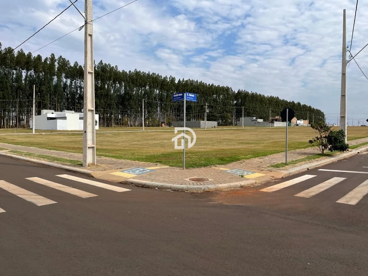 Terreno/Lote à venda  no Recanto Tropical - Cascavel, PR. Imóveis