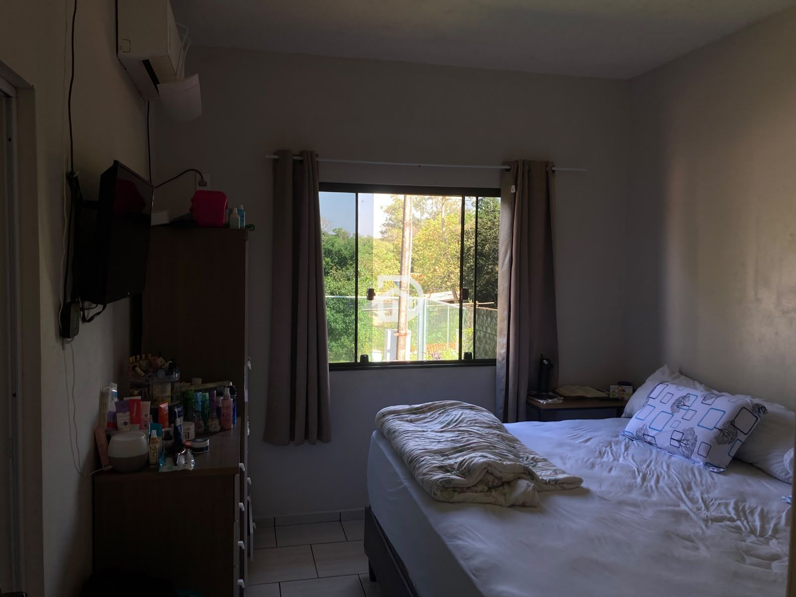 Casa com 3 Dormitórios à venda, 81 m² por R$ 380.000,00 Casa com 3 Dormitórios à venda, 81 m² por R$ 380.000,00