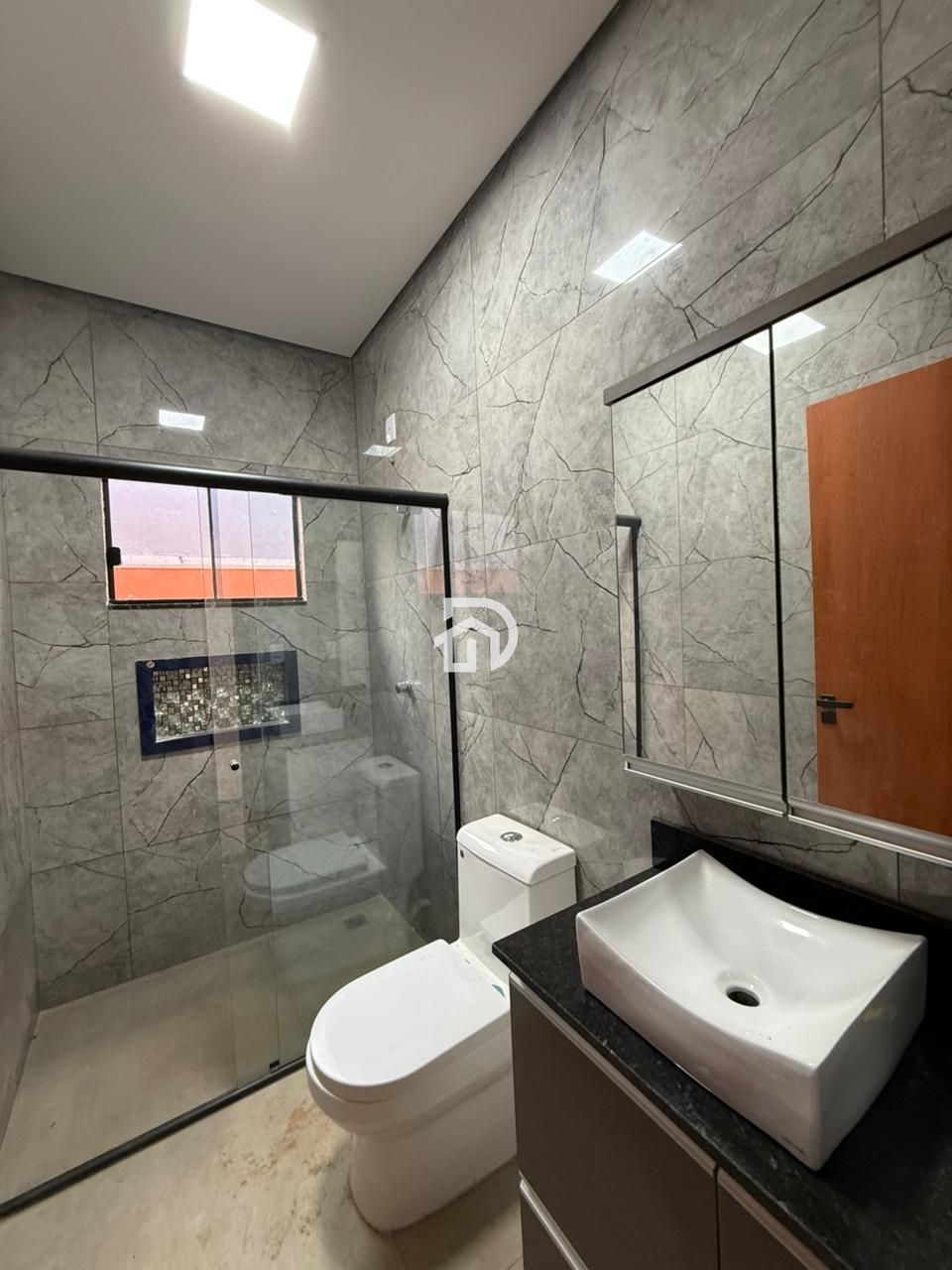 Casa nova por R$1.100.000 no verona em santa helena - pr
