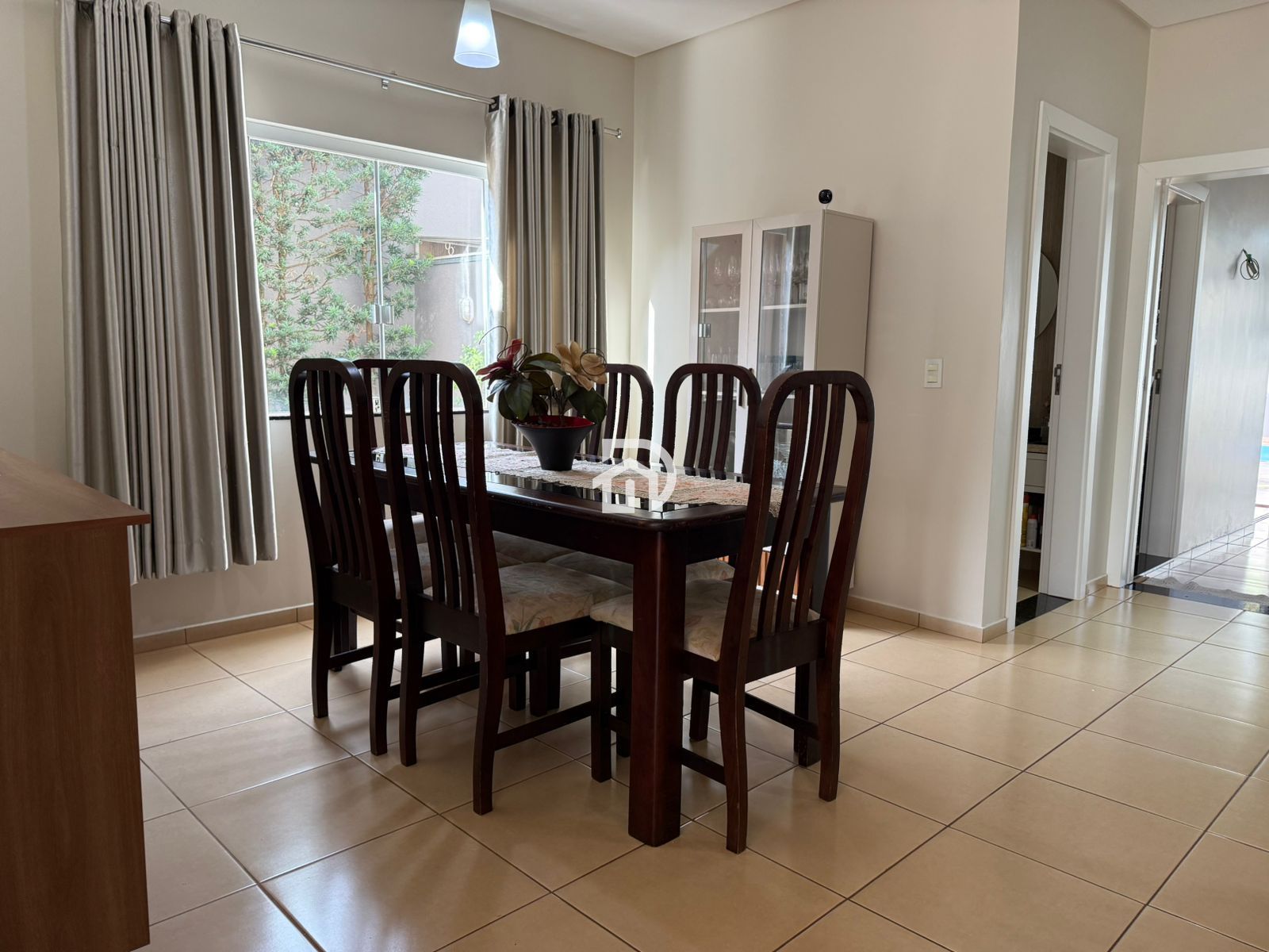 Triplex por R$1.100.000 na Av. São Paulo em Santa Helena-PR
