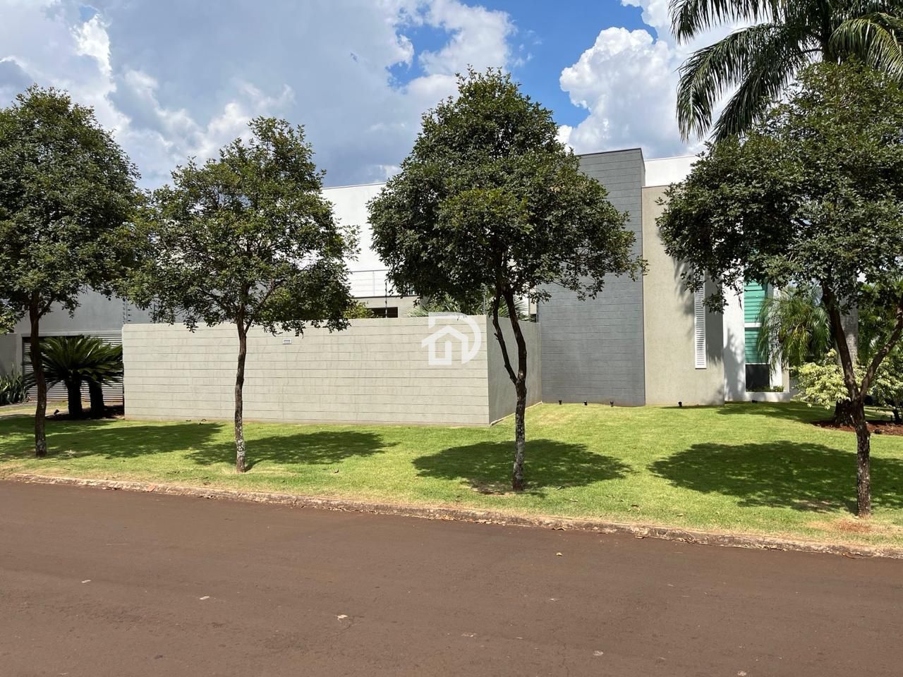 Casa com 562m² na Rua Mato Grosso