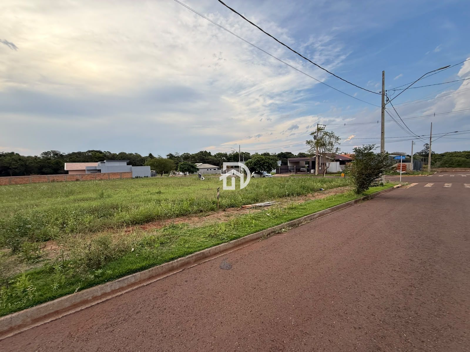 Terreno/Lote à venda  no Verona - Santa Helena, PR. Imóveis