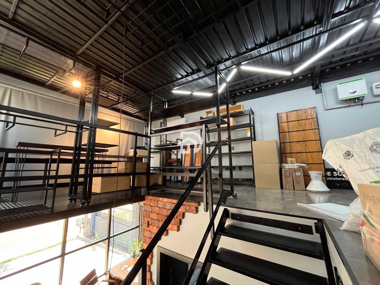 Barracão Industrial na Angelo Cattani por R$1.290.000