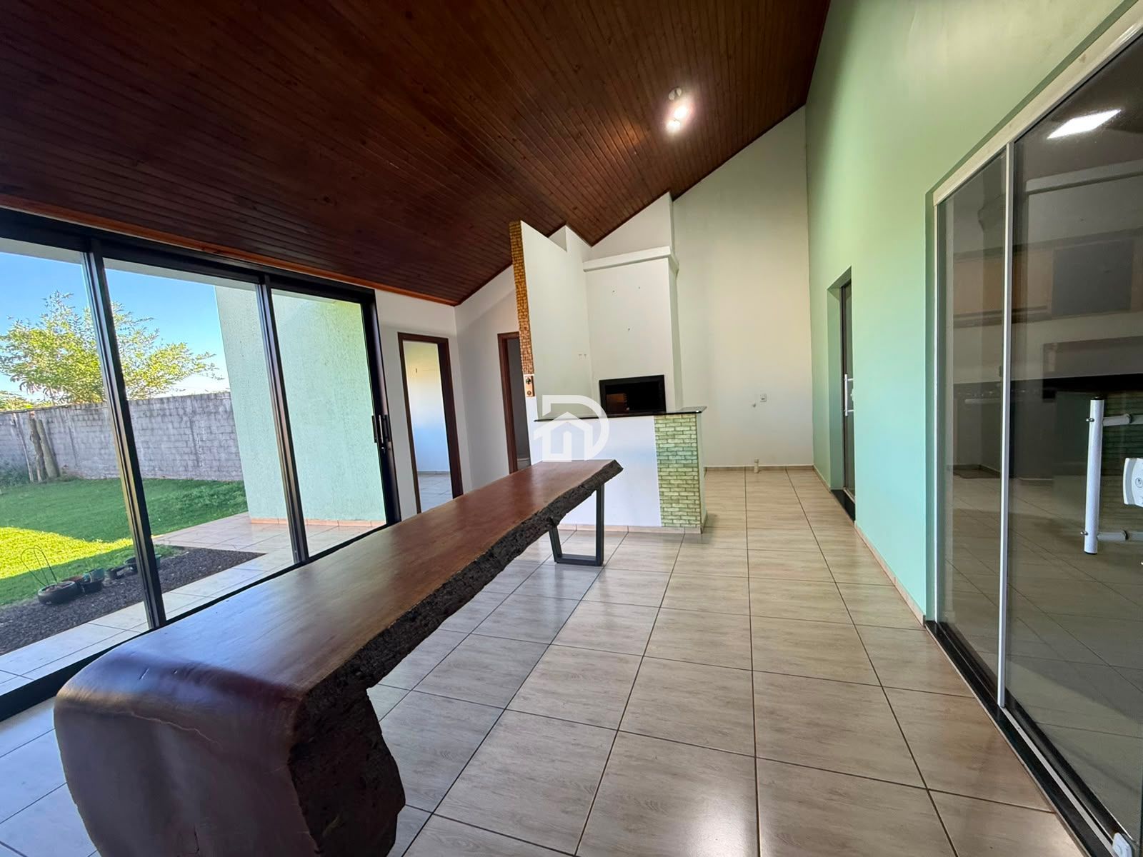 Casa por R$550.000 no Santa Cecília em Santa Helena-PR