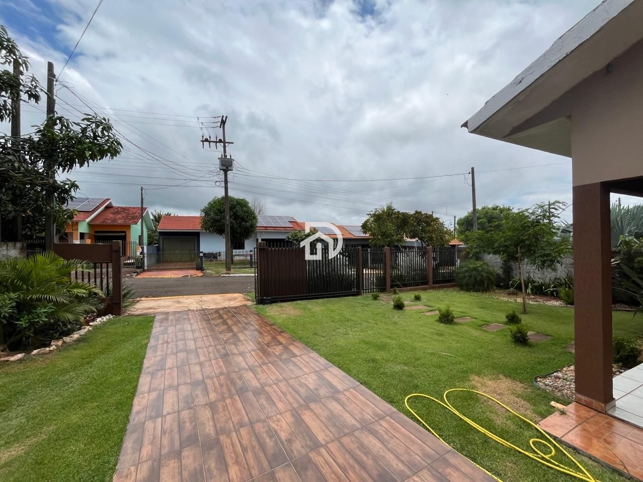 Casa por R$630.000 na Rua Santo Antonio