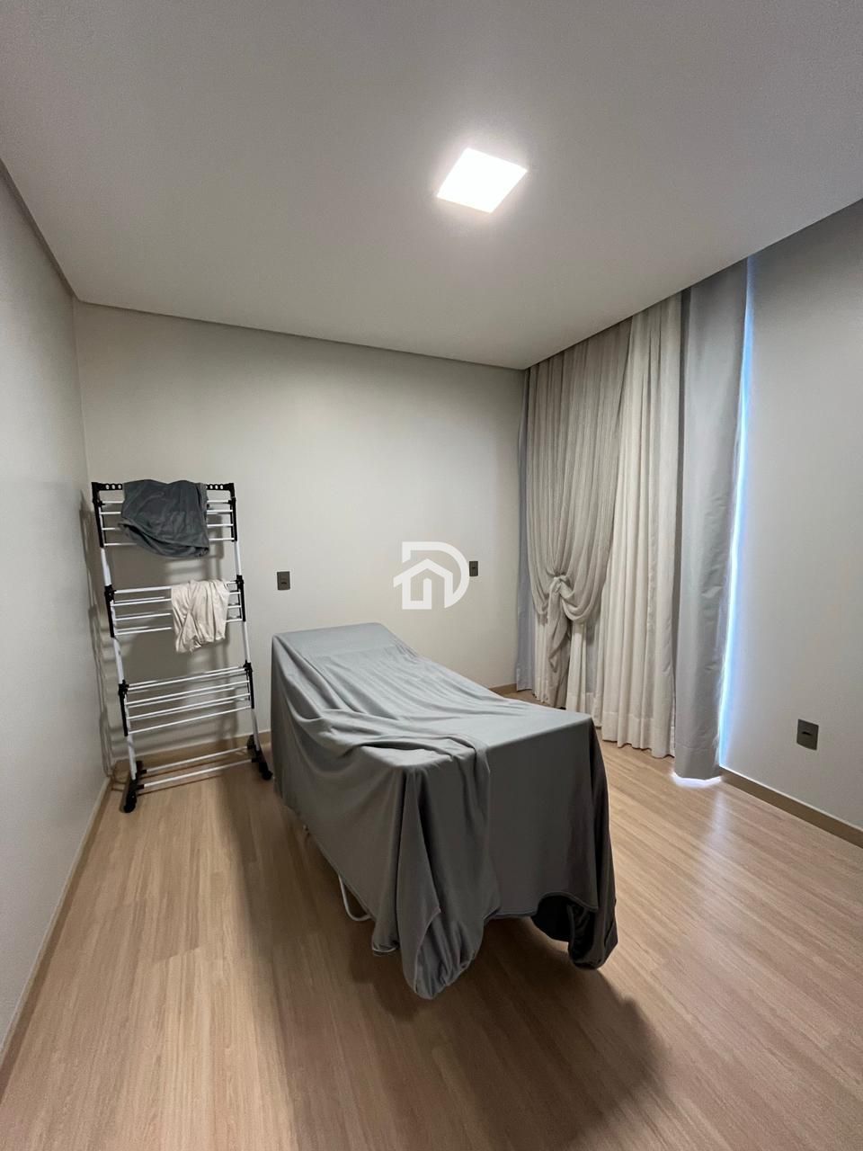 Excelente Casa Nova em Sub-Sede por R$980.000