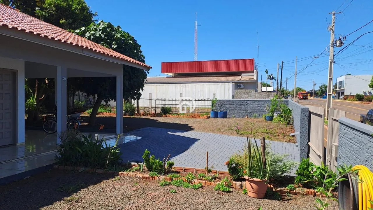 Casa com 1 Dormitórios à venda, 175 m² por R$ 650.000,00 Casa com 1 Dormitórios à venda, 175 m² por R$ 650.000,00