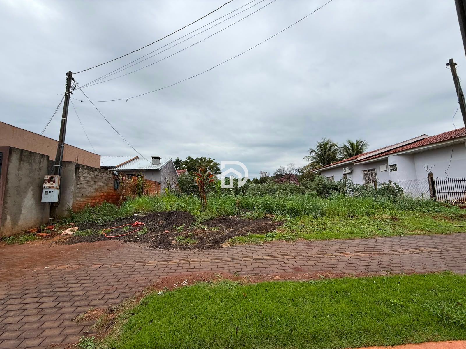 Terreno comercial à venda, 600 m² por R$ 180.000,00 Terreno comercial à venda, 600 m² por R$ 180.000,00