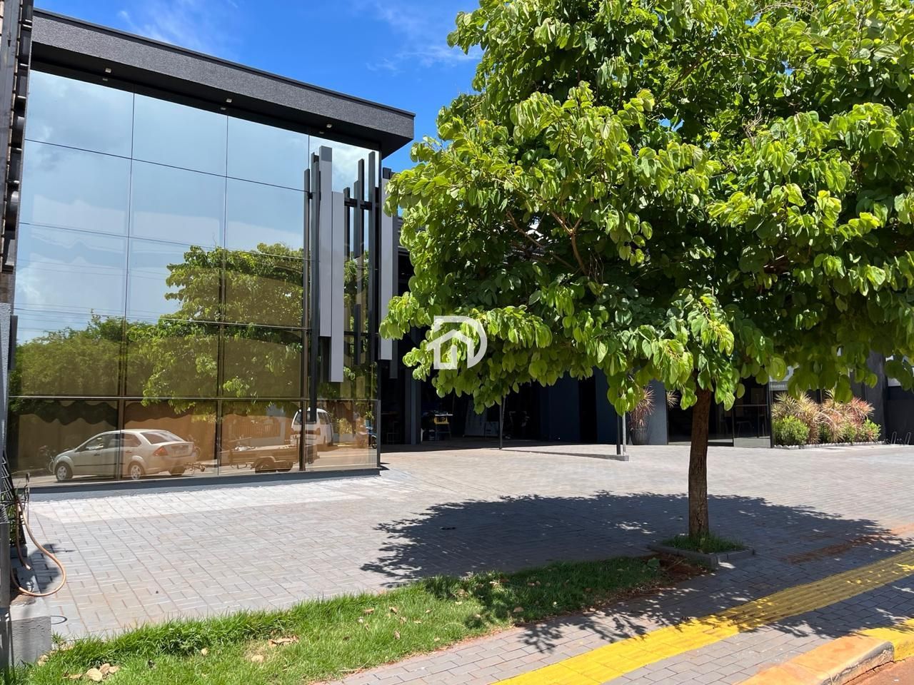 Barracão Industrial na Angelo Cattani por R$1.290.000