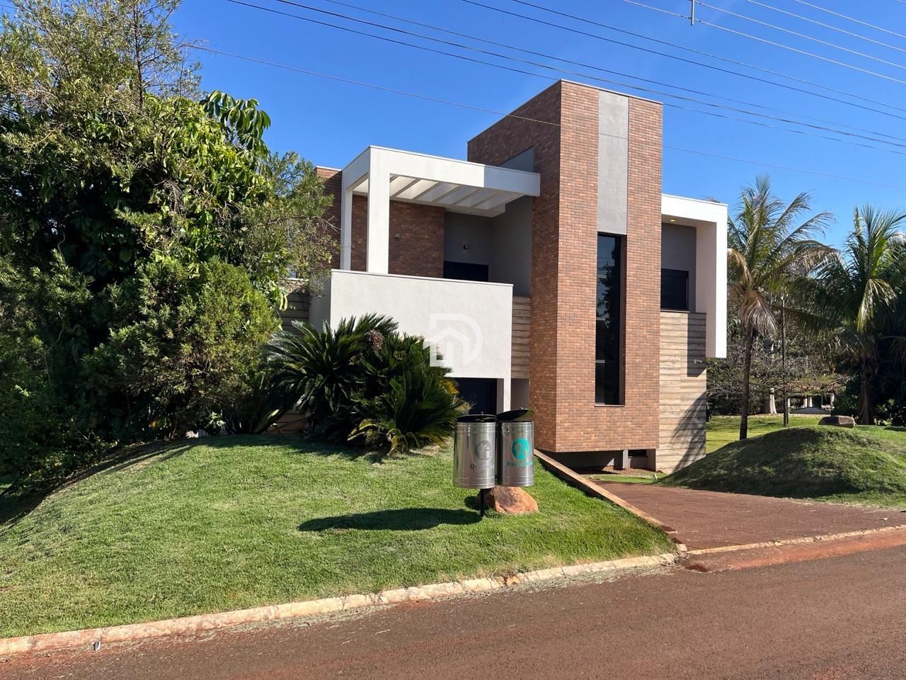 Casa nas Marinas por R$1.800.000 em Santa Helena