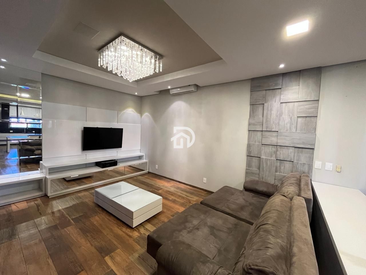 Casa nas Marinas por R$1.800.000 em Santa Helena