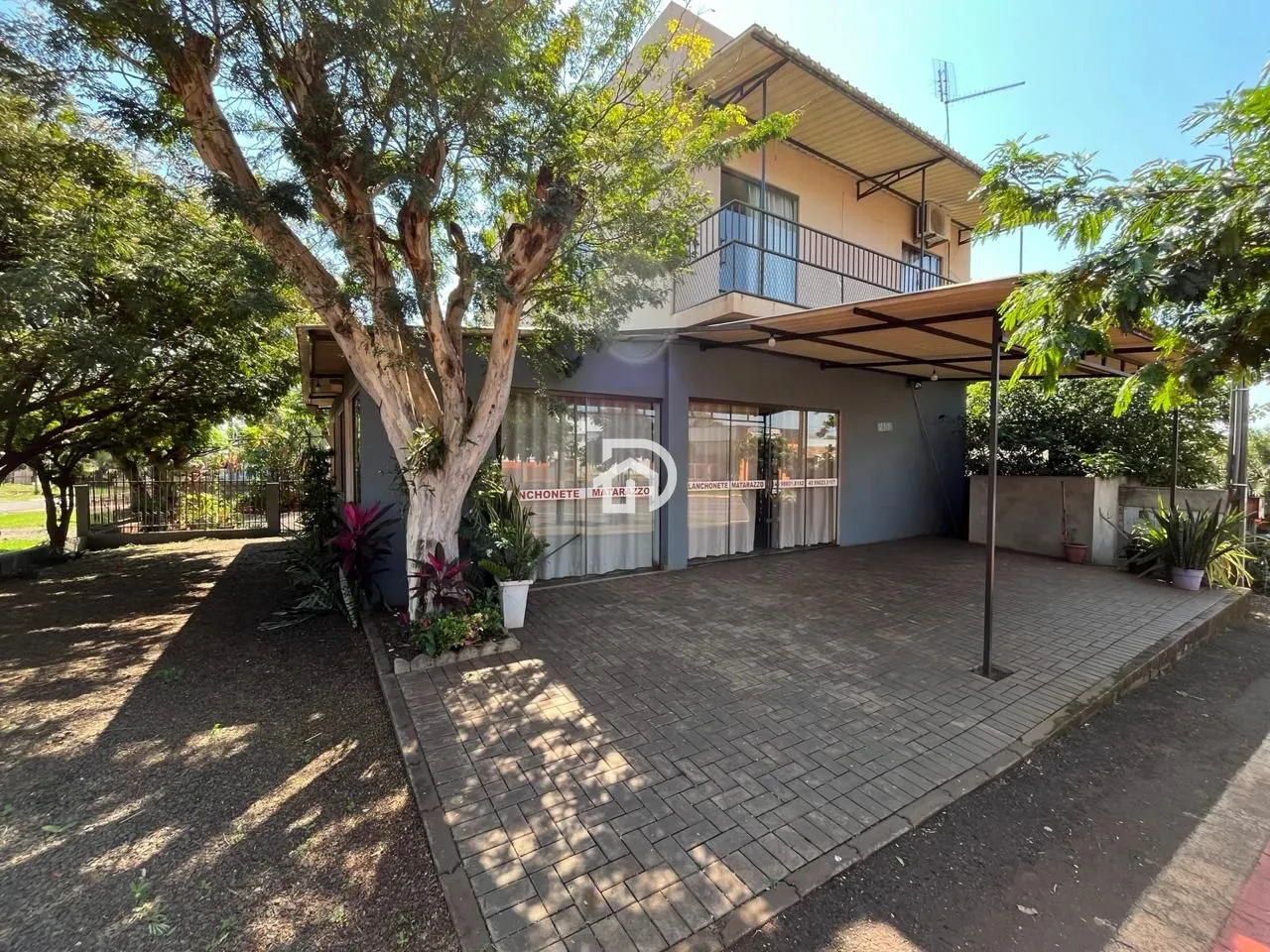 Prédio comercial/residencial à venda  no Vila Rica - Santa Helena, PR. Imóveis