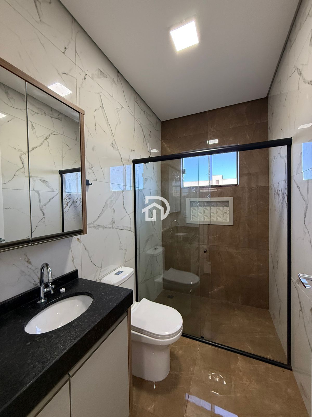 Casa nova por R$650.000 no bairro verona em santa helena-pr