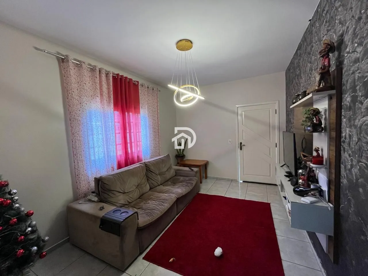 Casa com 3 Dormitórios à venda, 184 m² por R$ 630.000,00 Casa com 3 Dormitórios à venda, 184 m² por R$ 630.000,00