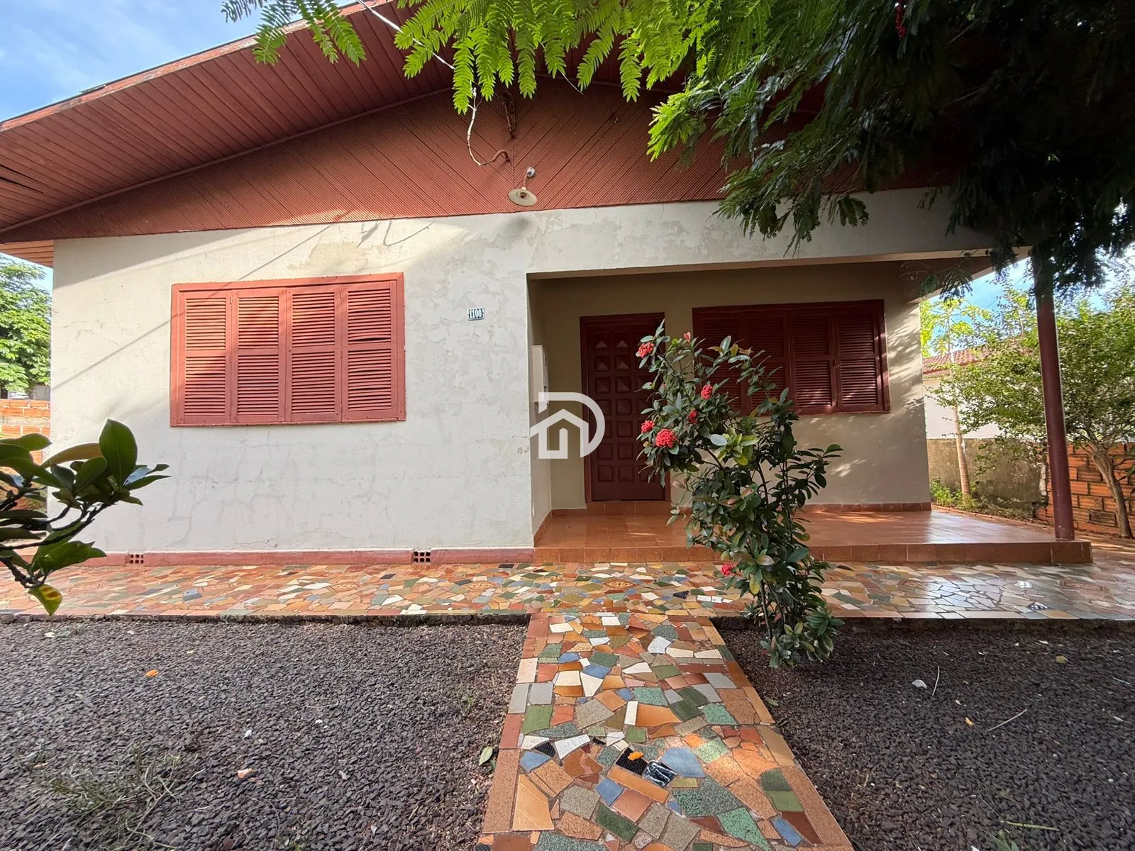 Casa com 3 Dormitórios à venda, 159 m² por R$ 400.000,00 Casa com 3 Dormitórios à venda, 159 m² por R$ 400.000,00