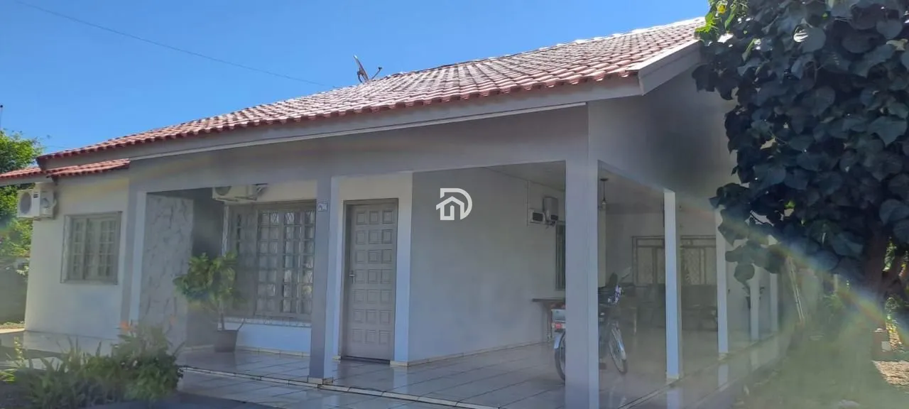 Casa com 1 Dormitórios à venda, 175 m² por R$ 650.000,00 Casa com 1 Dormitórios à venda, 175 m² por R$ 650.000,00