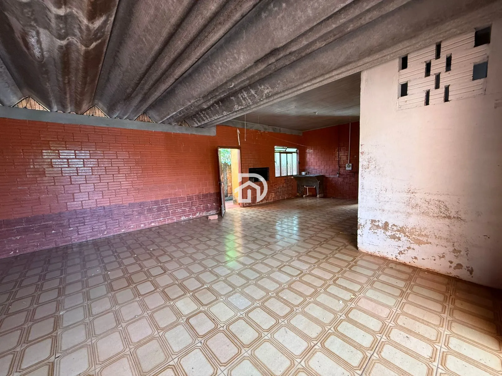 Casa com 3 Dormitórios à venda, 159 m² por R$ 400.000,00 Casa com 3 Dormitórios à venda, 159 m² por R$ 400.000,00