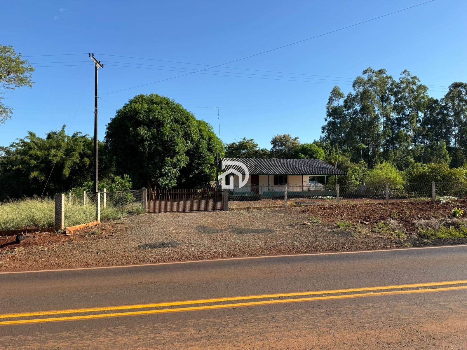 3,83 Alqueires com Casa na Linha Santa Cruz a Venda em Santa Helena-PR