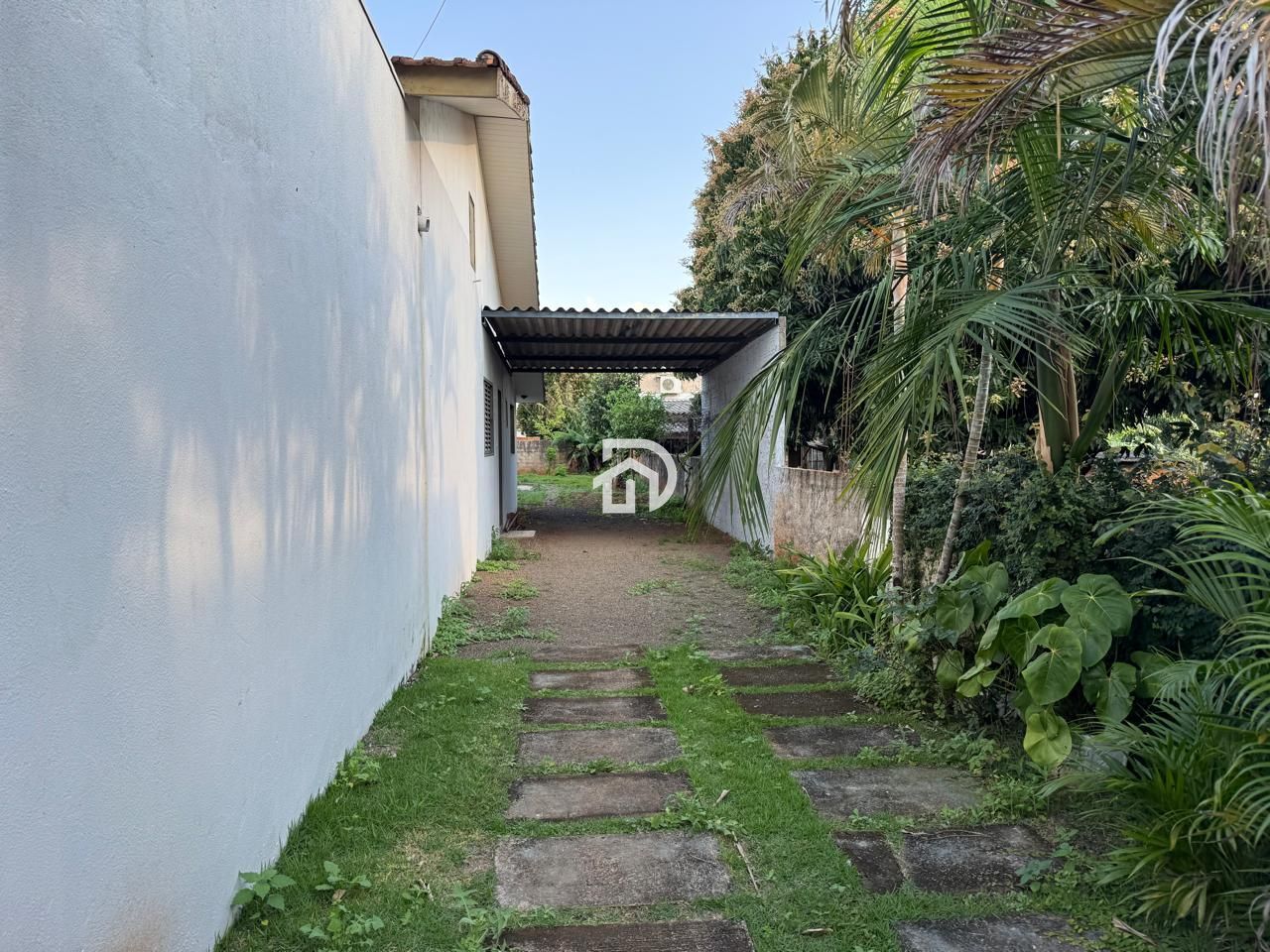 Casa com 3 Dormitórios à venda, 127 m² por R$ 480.000,00 Casa com 3 Dormitórios à venda, 127 m² por R$ 480.000,00