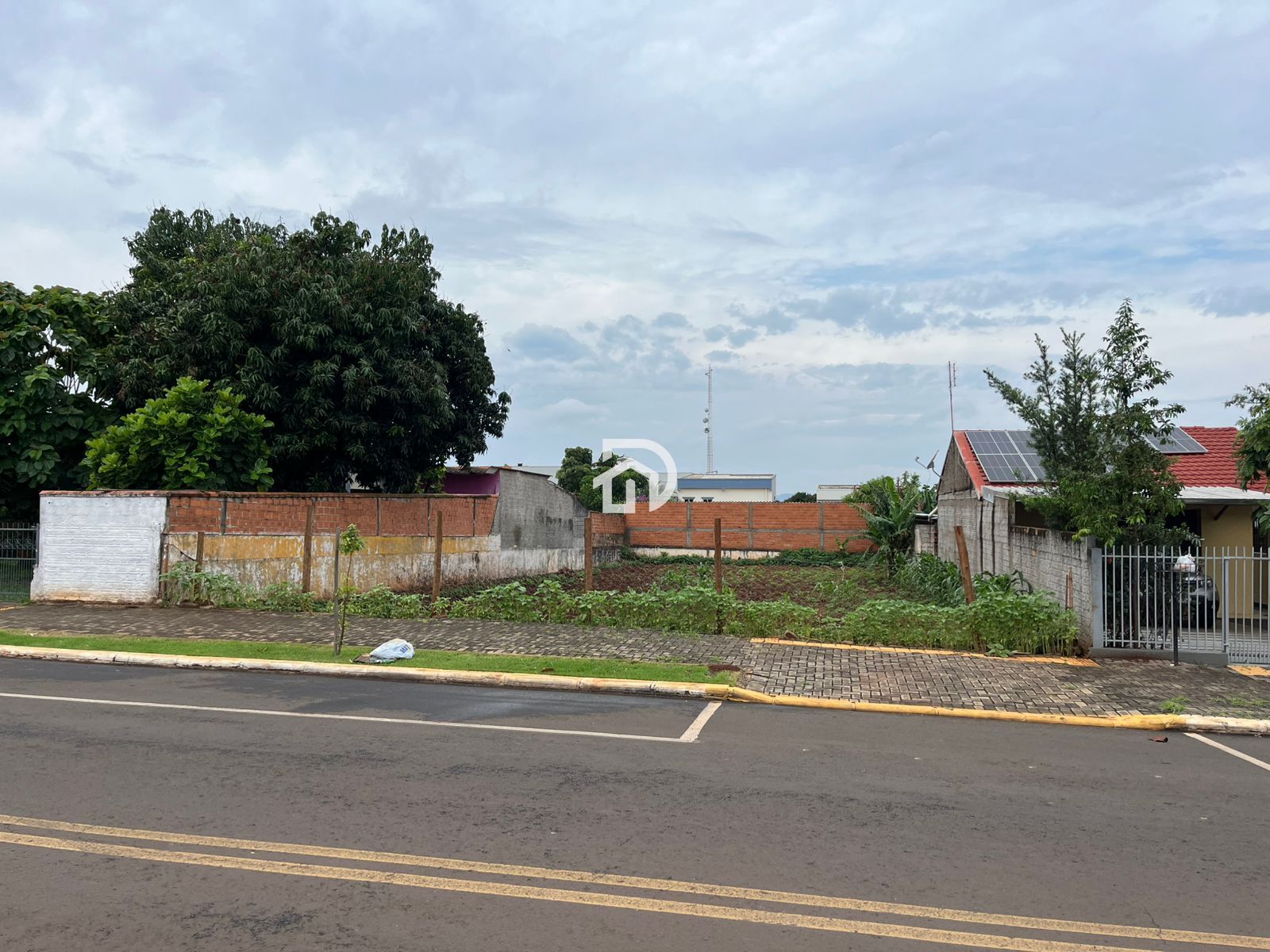 Terreno a Venda na Rua Paraguai em Santa Helena-PR