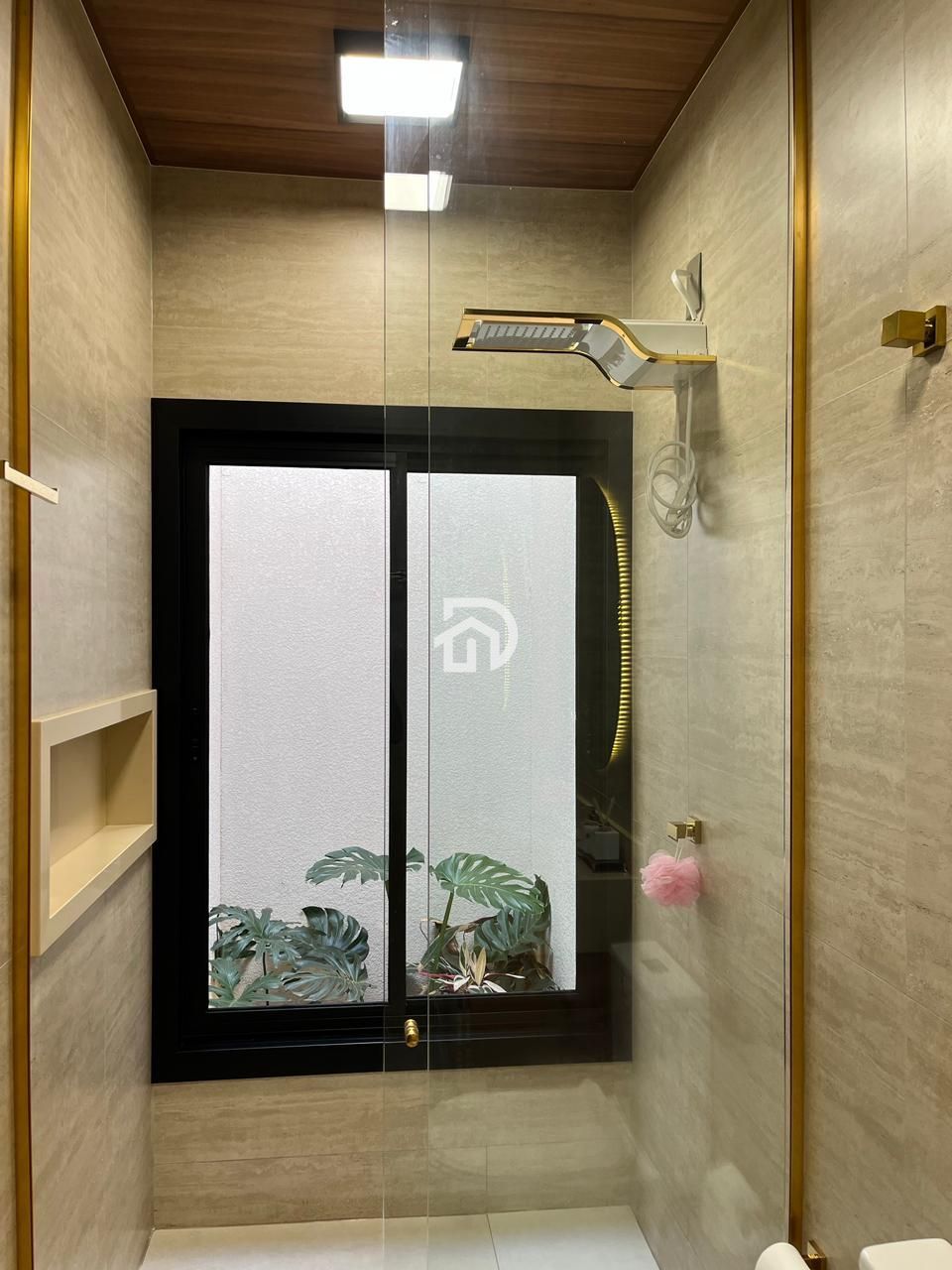Excelente Casa Nova em Sub-Sede por R$980.000