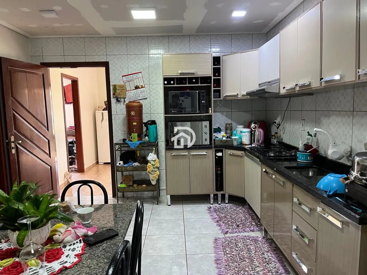 Casa com 3 Dormitórios à venda, 184 m² por R$ 630.000,00 Casa com 3 Dormitórios à venda, 184 m² por R$ 630.000,00