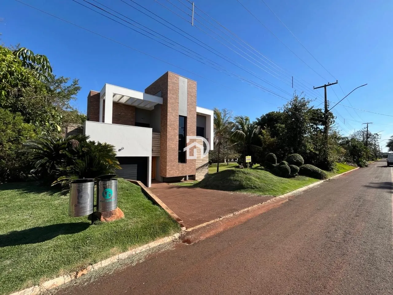 Casa com 3 Dormitórios à venda, 284 m² por R$ 1.800.000,00 Casa com 3 Dormitórios à venda, 284 m² por R$ 1.800.000,00