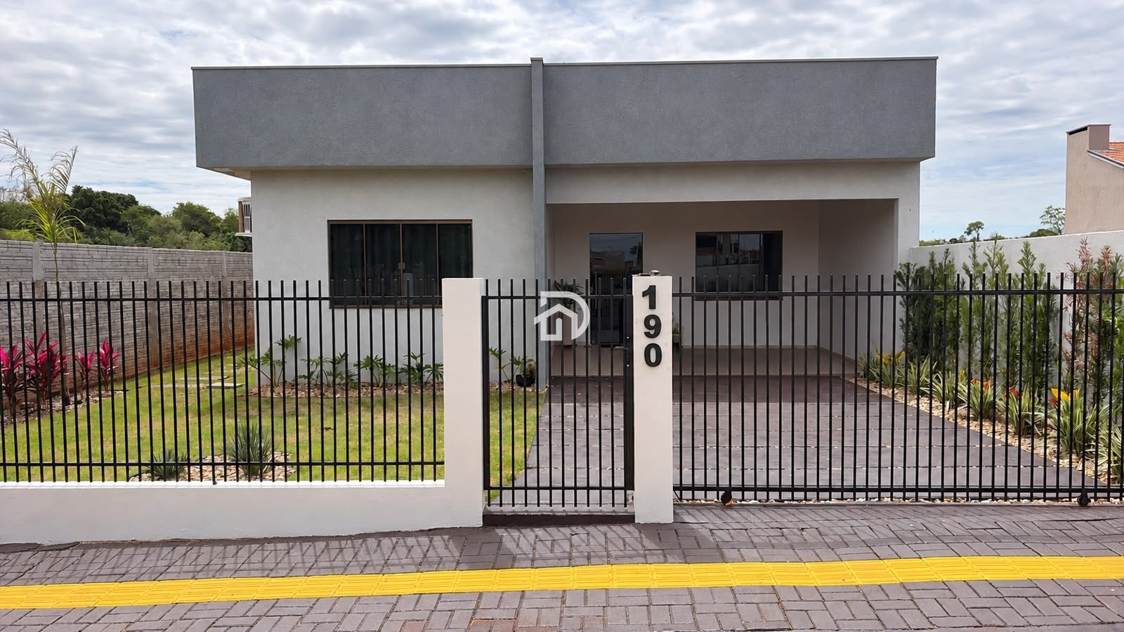 Casa à venda  no Verona - Santa Helena, PR. Imóveis
