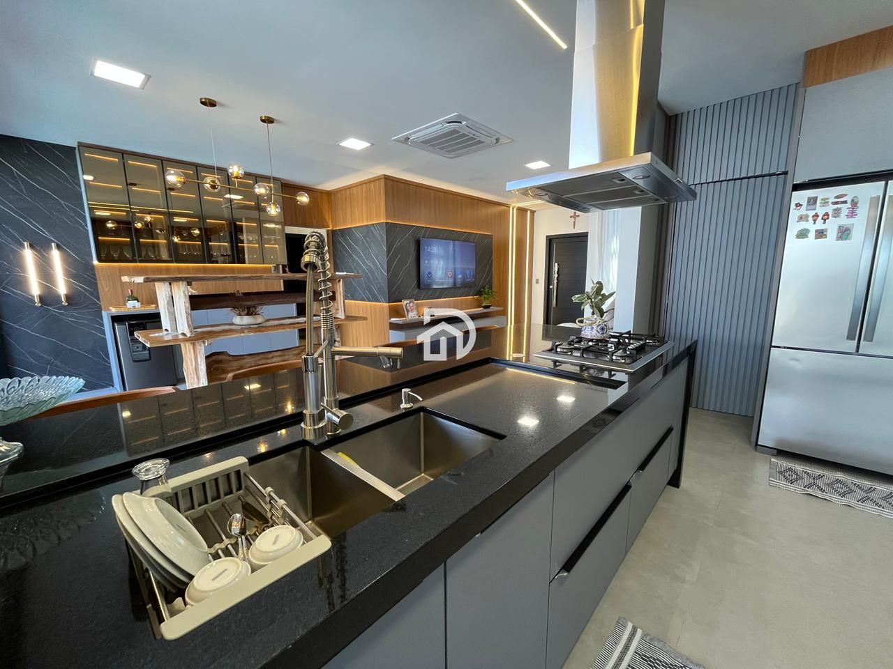 Excelente Casa Nova em Sub-Sede por R$980.000