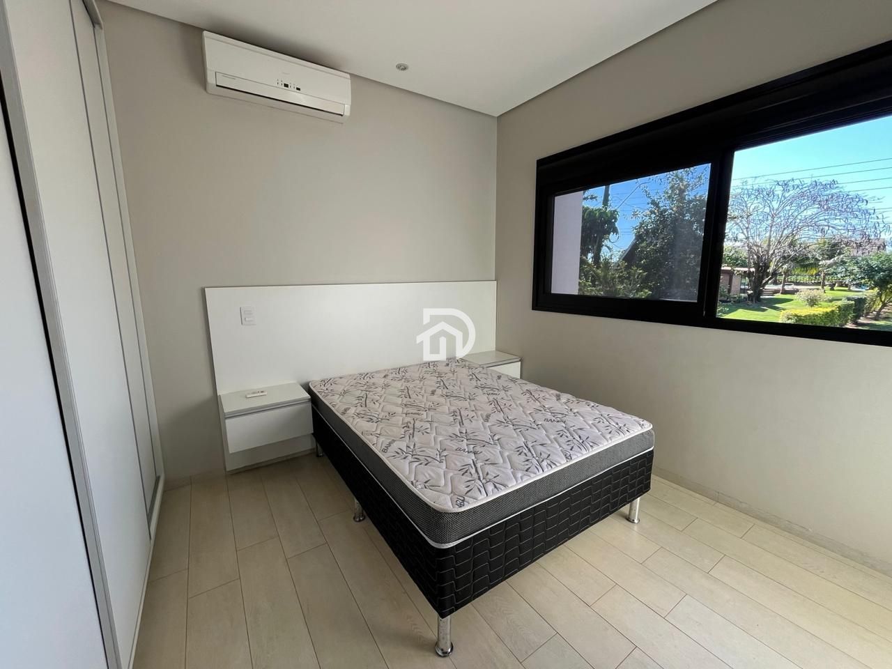 Casa nas Marinas por R$1.800.000 em Santa Helena
