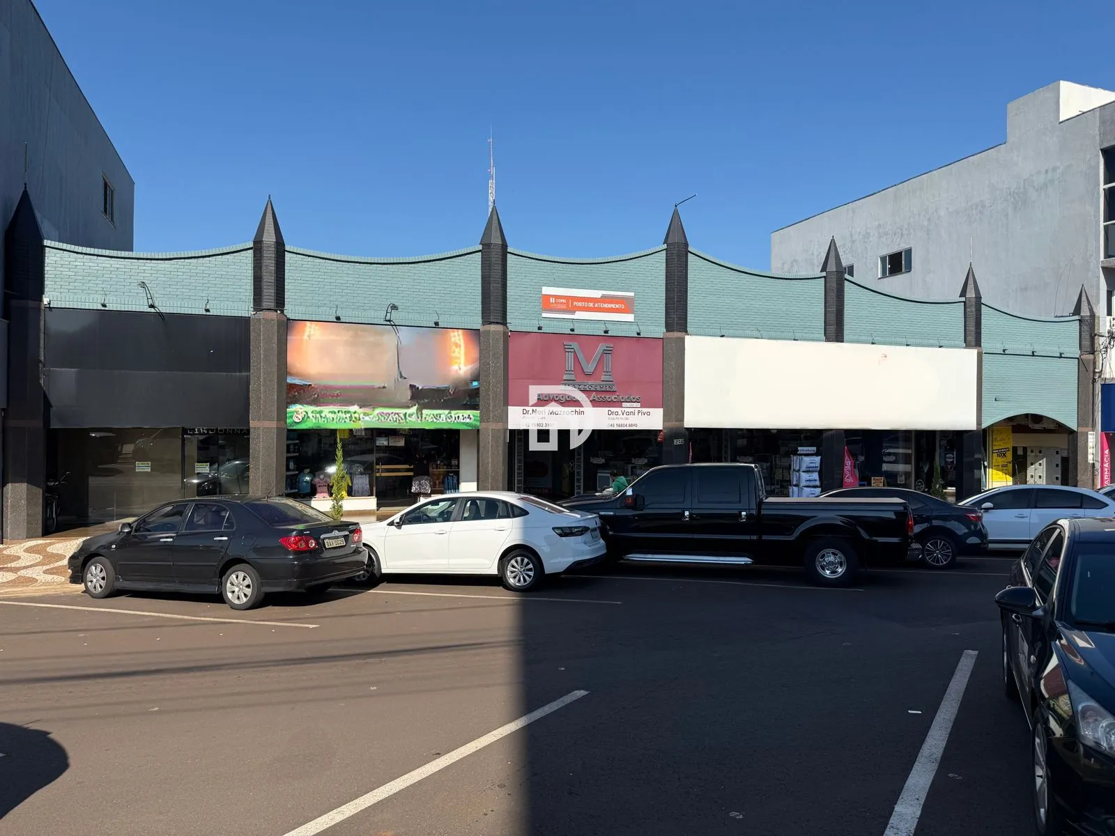 Prédio comercial/residencial à venda  no Centro - Santa Helena, PR. Imóveis