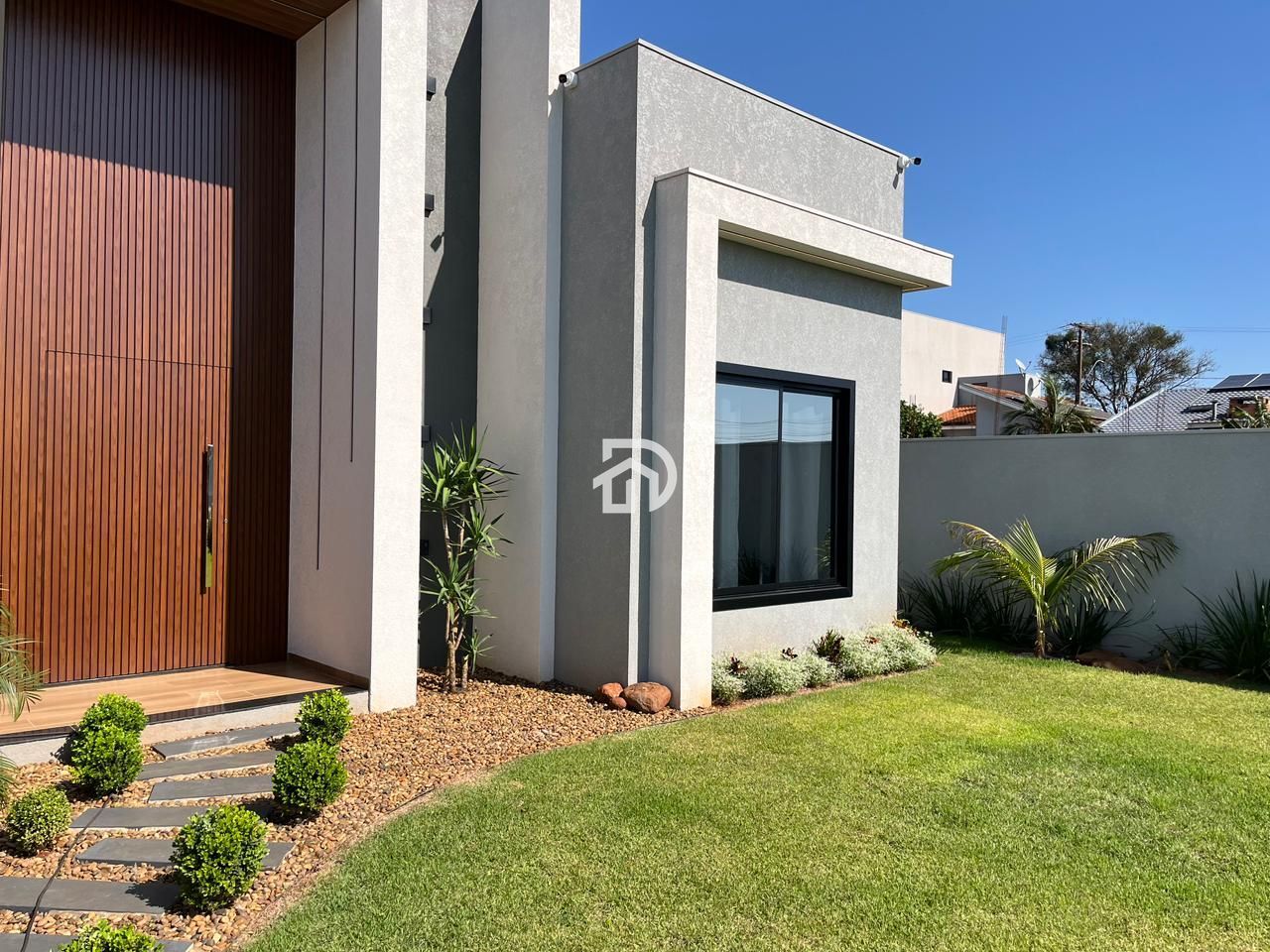 Excelente Casa Nova em Sub-Sede por R$980.000