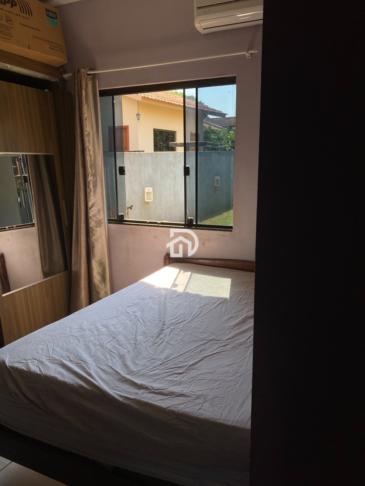 Casa com 3 Dormitórios à venda, 81 m² por R$ 380.000,00 Casa com 3 Dormitórios à venda, 81 m² por R$ 380.000,00