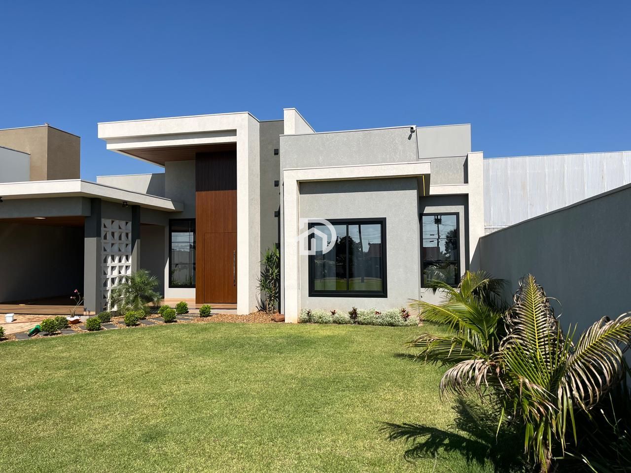 Excelente casa nova em sub-sede por R$980.000