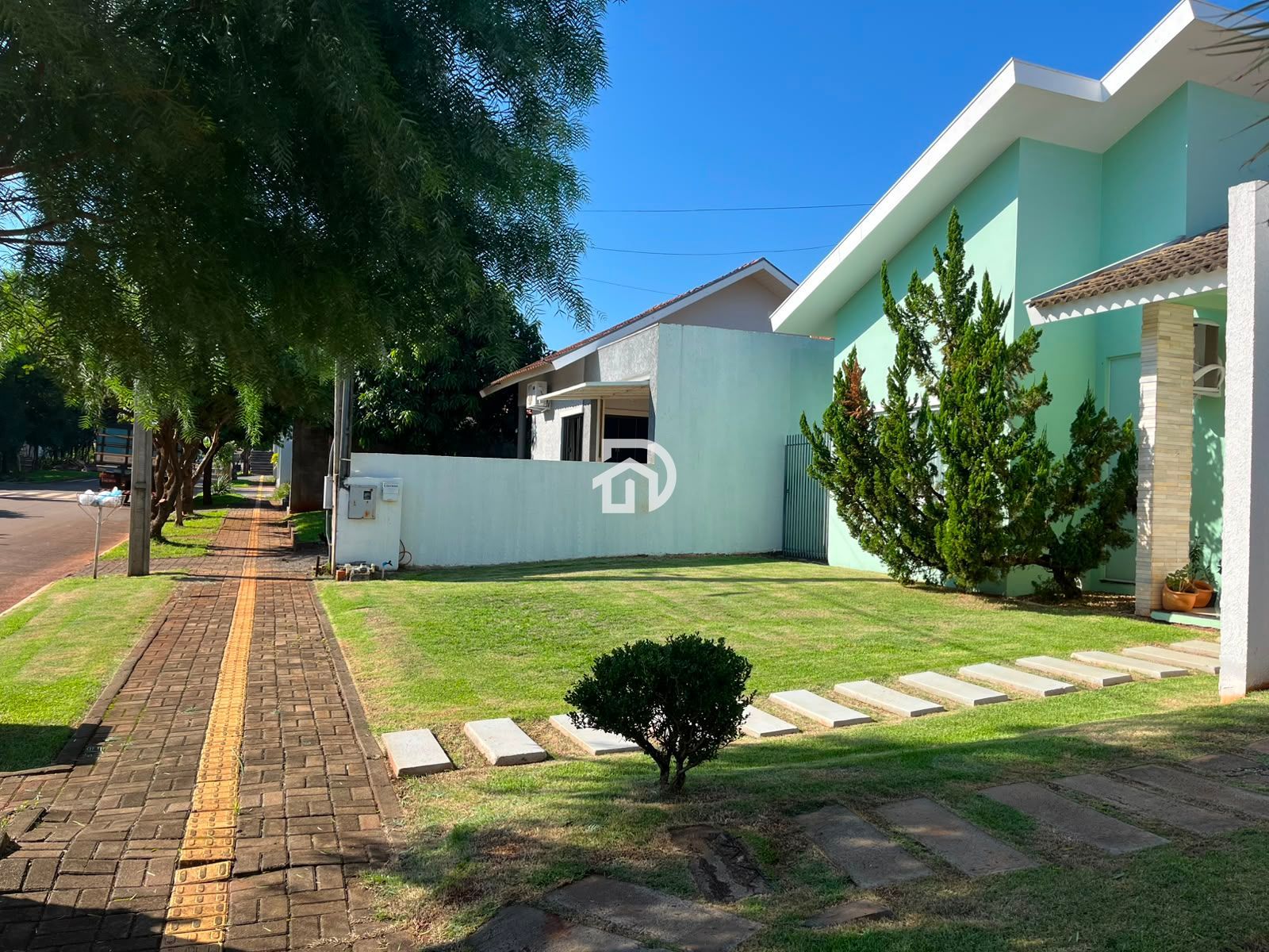 Casa por R$550.000 no Santa Cecília em Santa Helena-PR