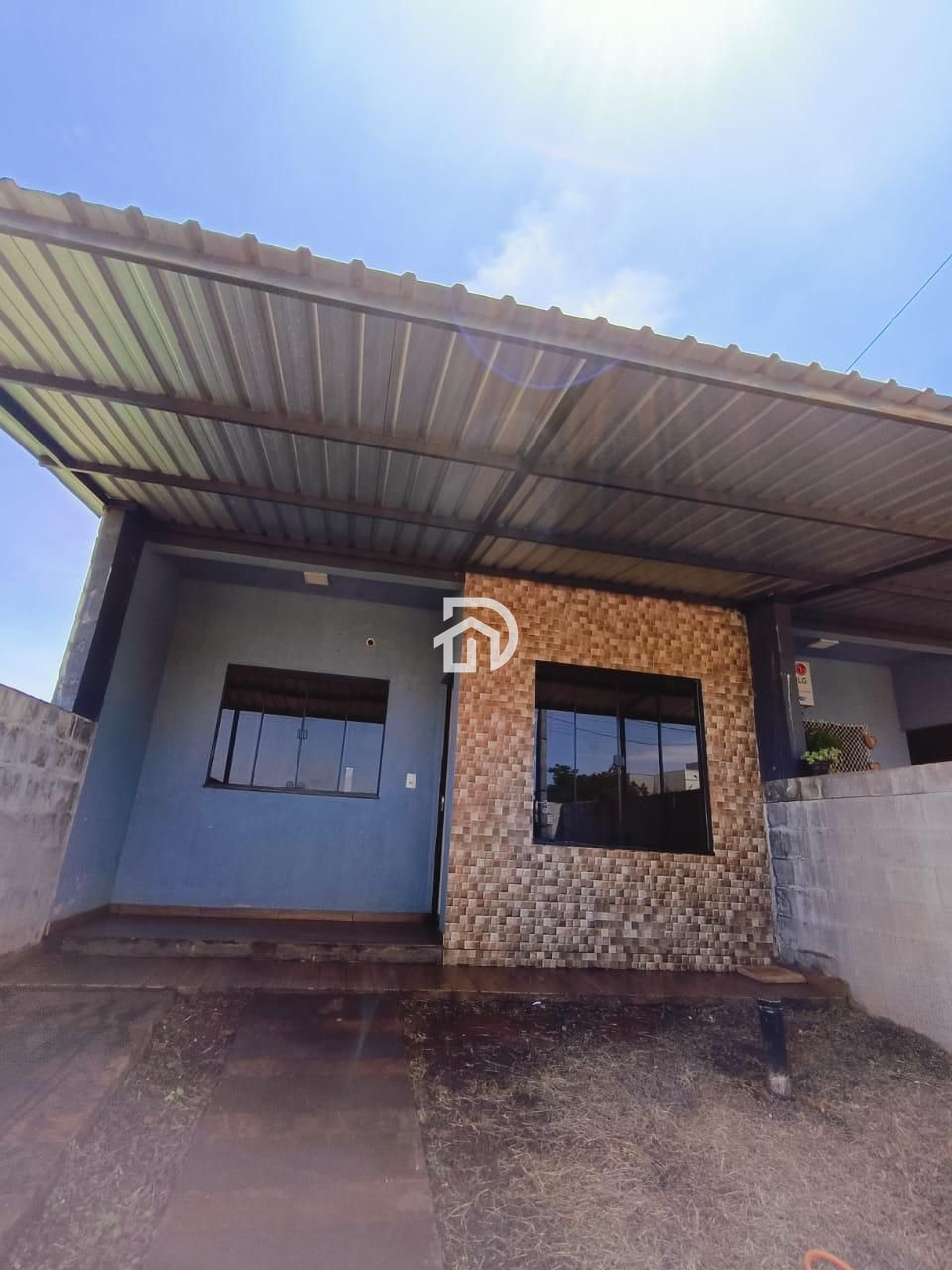 3 Casas + Esquina por R$750.000