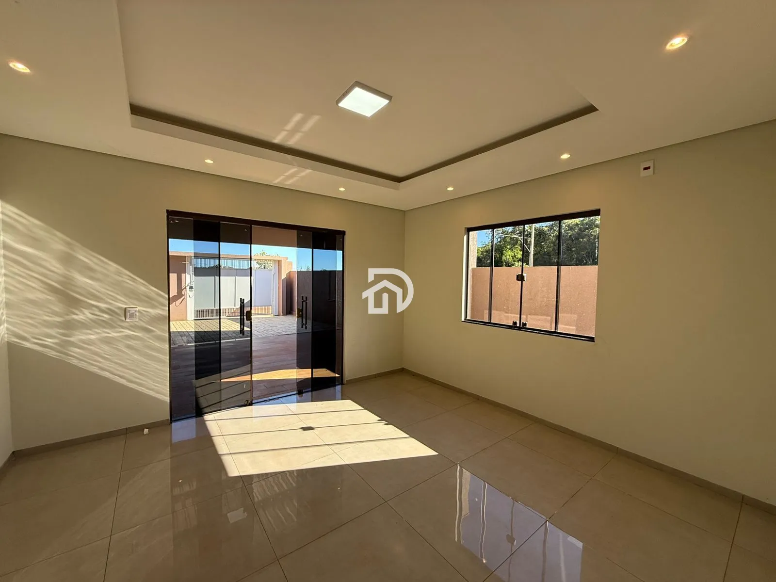 Casa com 3 Dormitórios à venda, 125 m² por R$ 750.000,00 Casa com 3 Dormitórios à venda, 125 m² por R$ 750.000,00