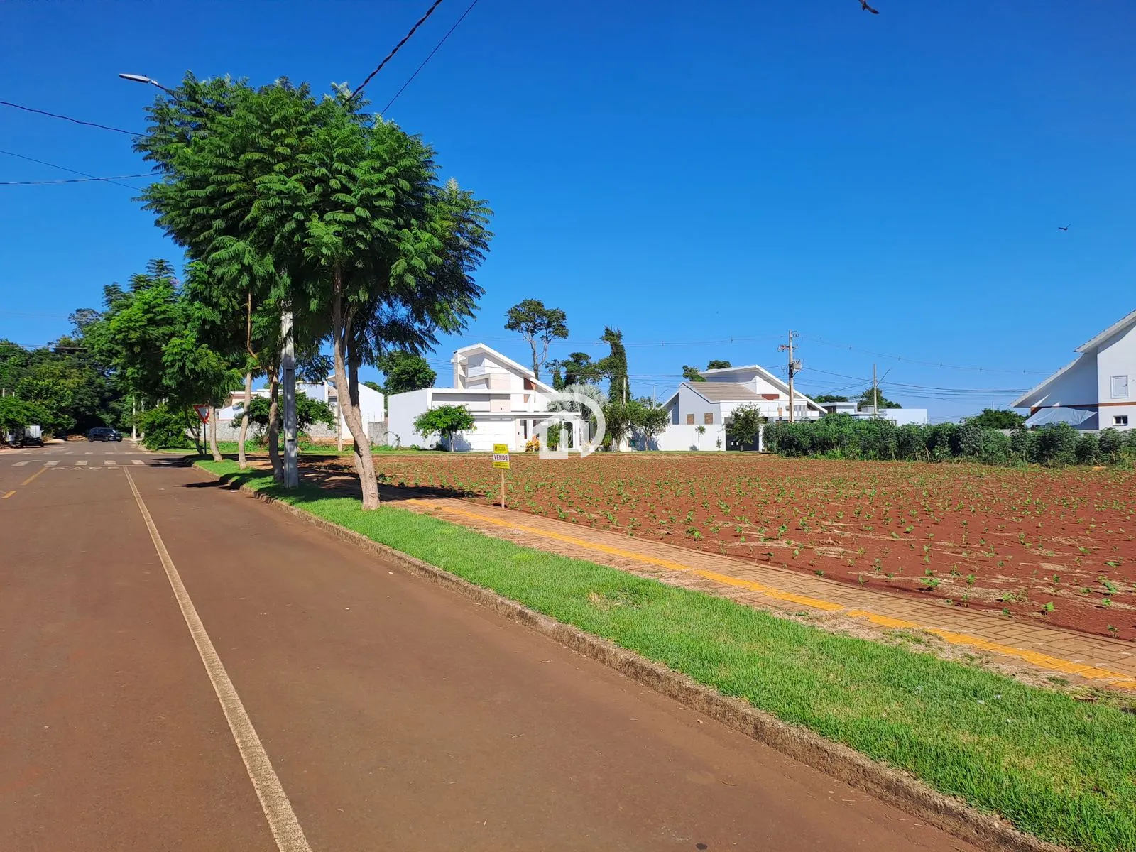 Terreno/Lote à venda  no Jardim Universitário - Santa Helena, PR. Imóveis