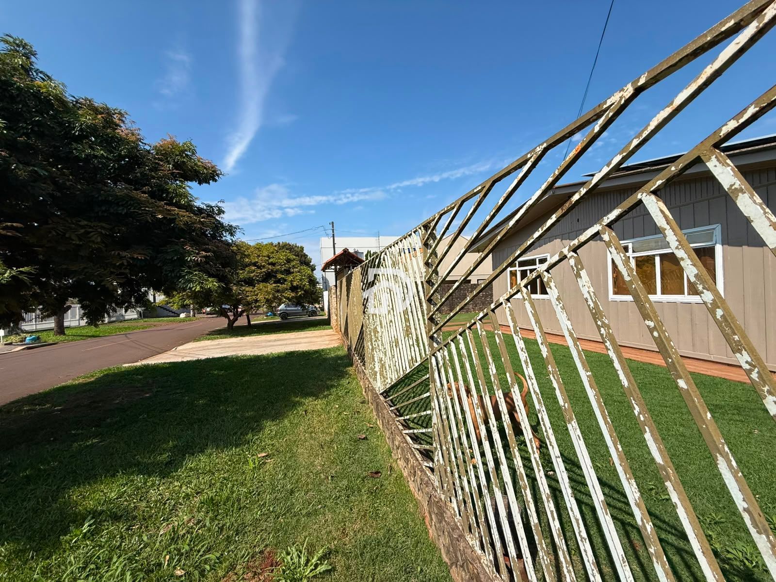 Casa a venda no centro em santa helena-pr