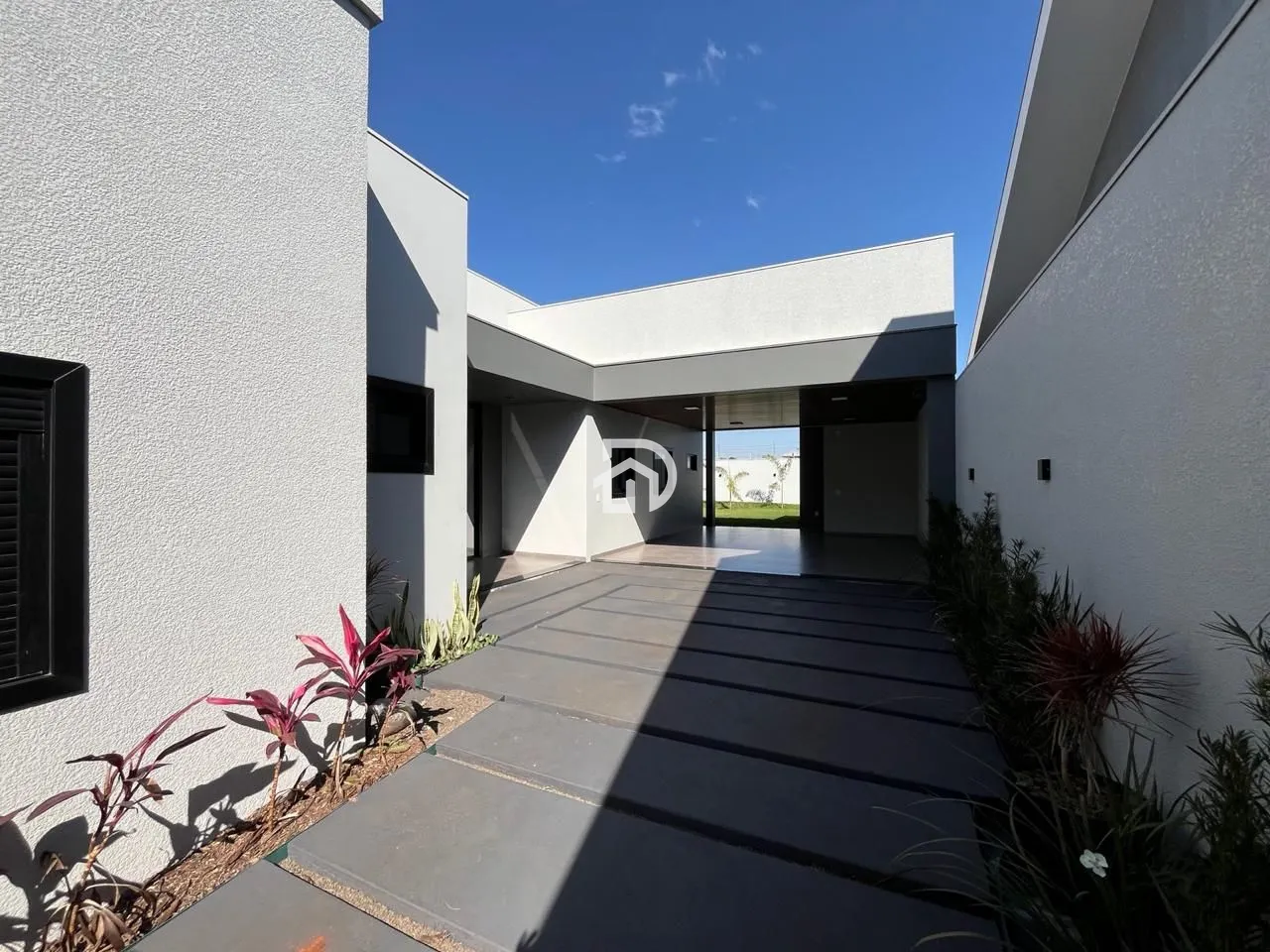 Casa com 3 Dormitórios à venda, 322 m² por R$ 1.700.000,00 Casa com 3 Dormitórios à venda, 322 m² por R$ 1.700.000,00