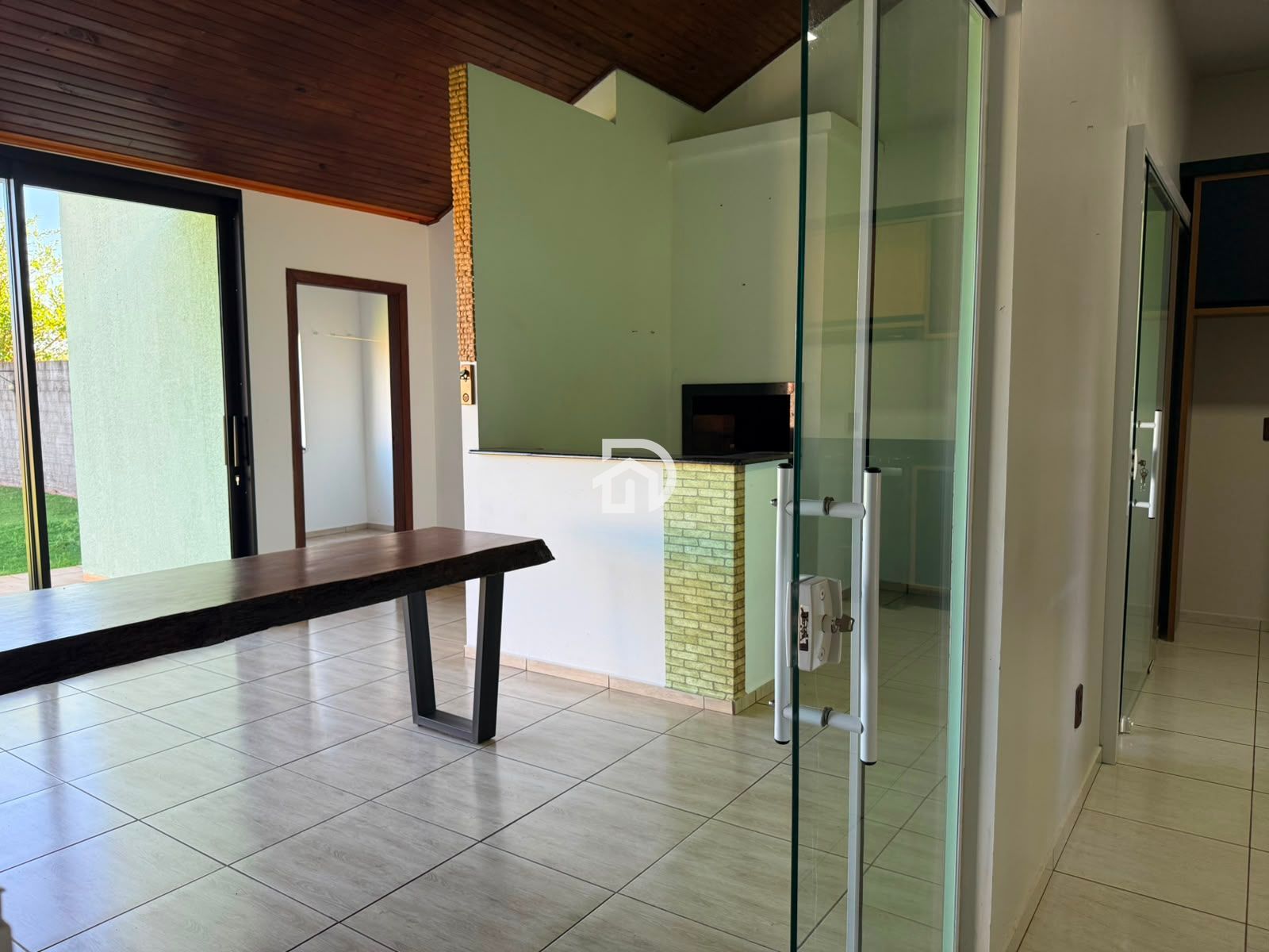 Casa por R$550.000 no Santa Cecília em Santa Helena-PR