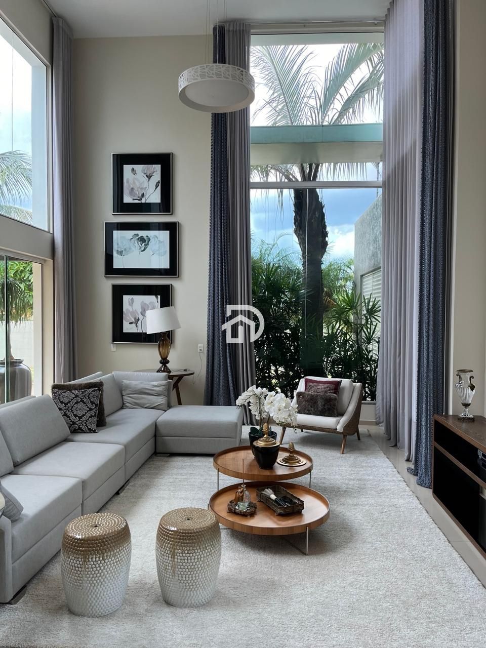 Casa com 562m² na Rua Mato Grosso