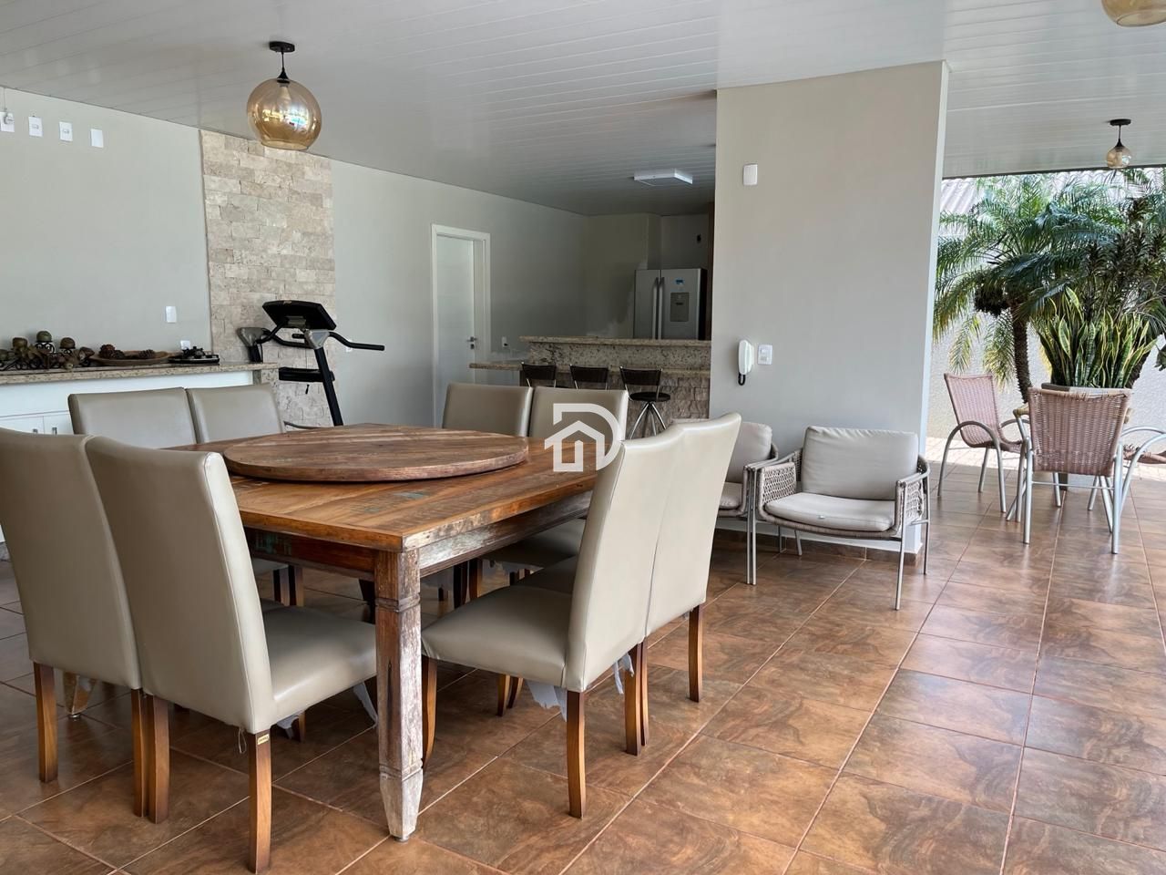 Casa com 562m² na Rua Mato Grosso