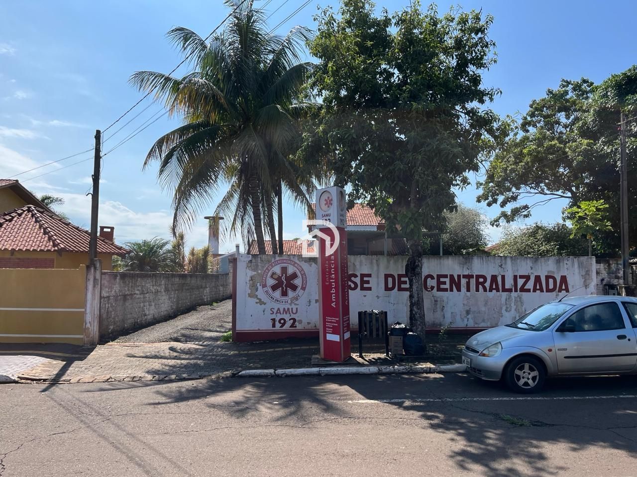Sobrado a Venda na Av. Paraná por R$1.200.000