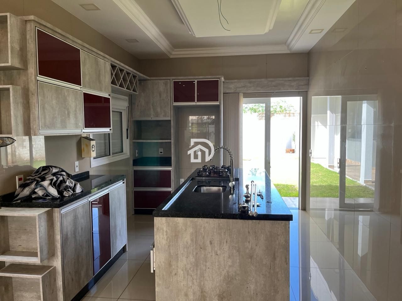 Casa por R$850.000 vale do sol em santa helena-pr