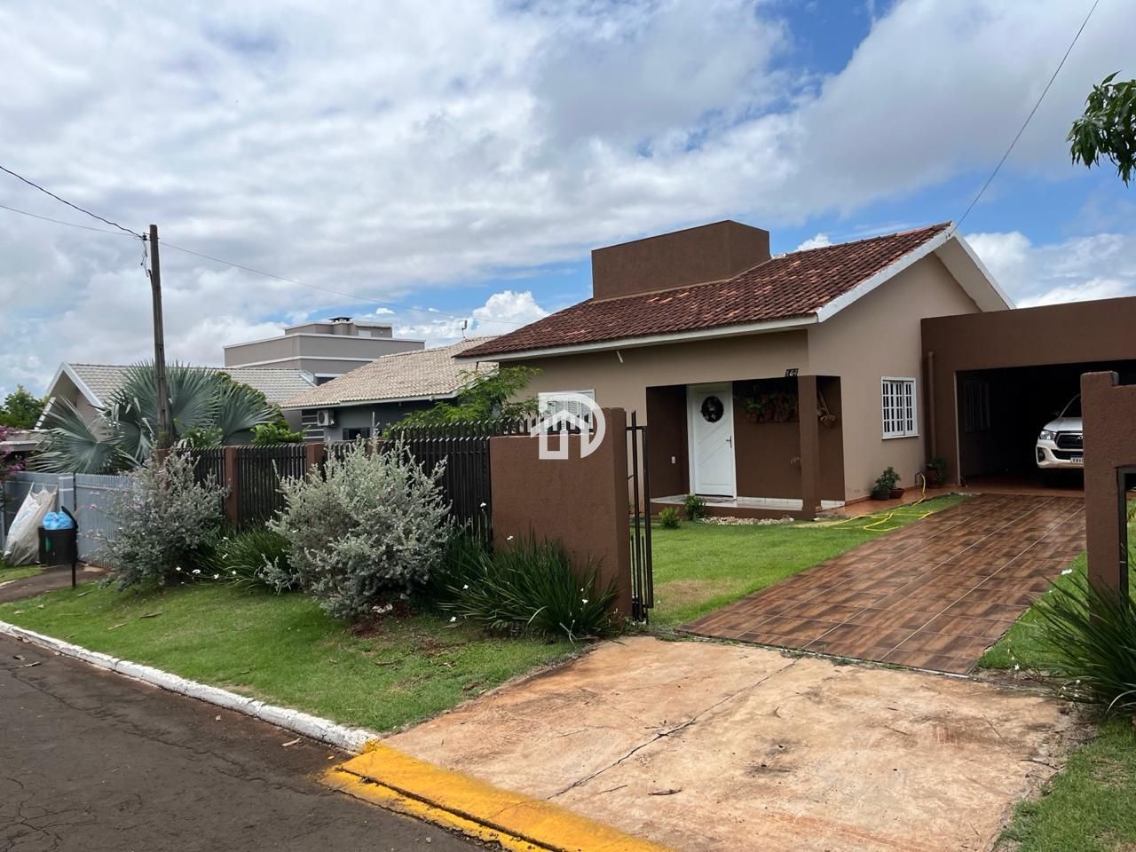Casa por R$630.000 na Rua Santo Antonio